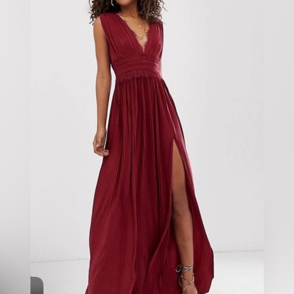 🆕 NWT ASOS Red Ruched Slit Maxi Gown Size 8